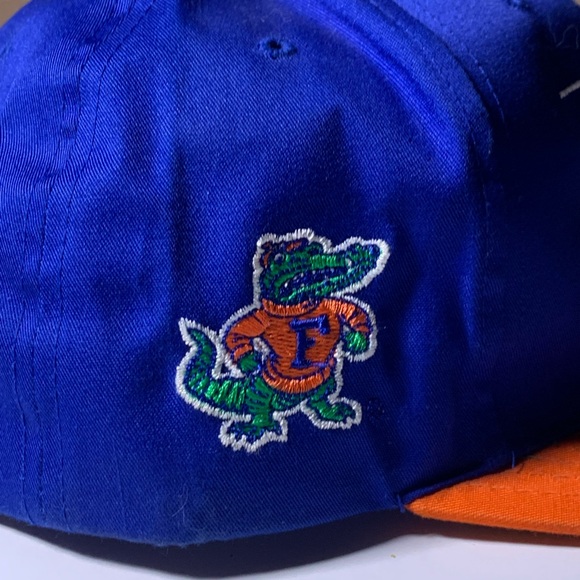 Vintage Florida gators SnapBack hat - Picture 4 of 9
